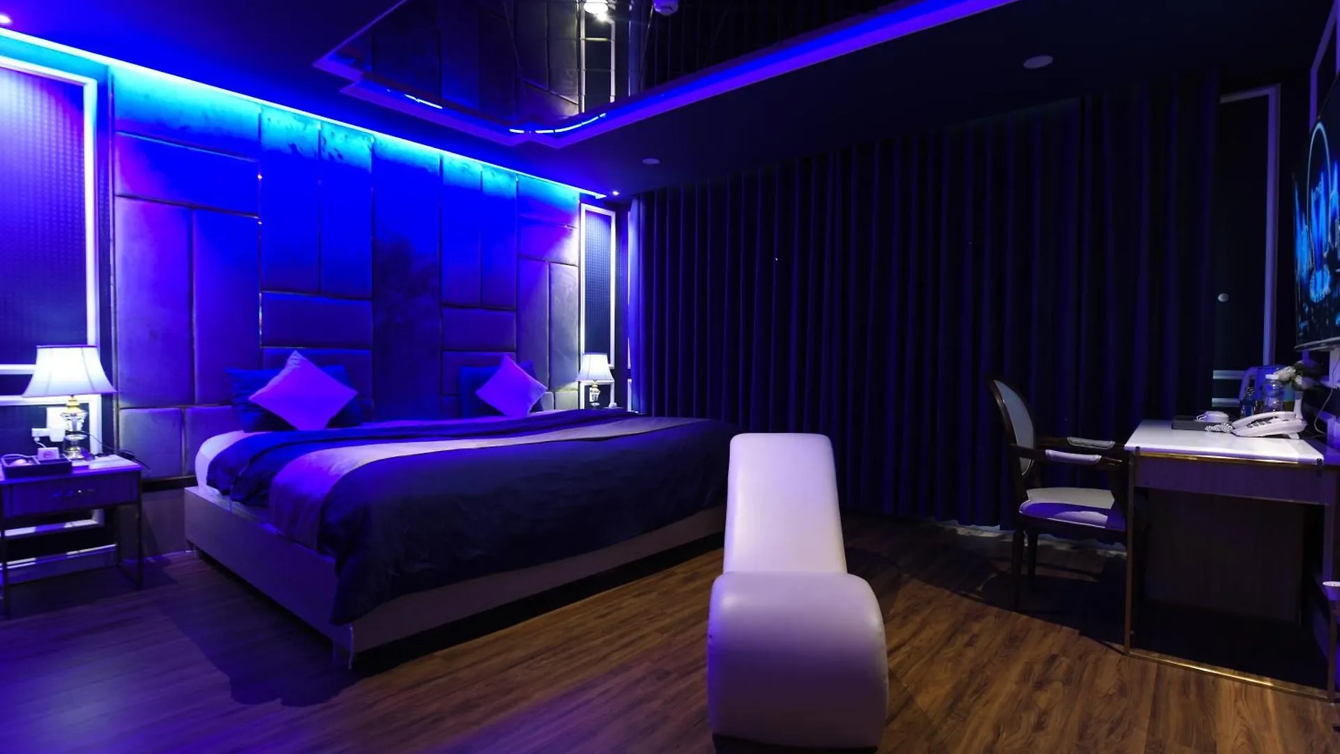 Hotel Chiic House 1 - Khach San Tinh Yeu Da Nang Hotel del amor