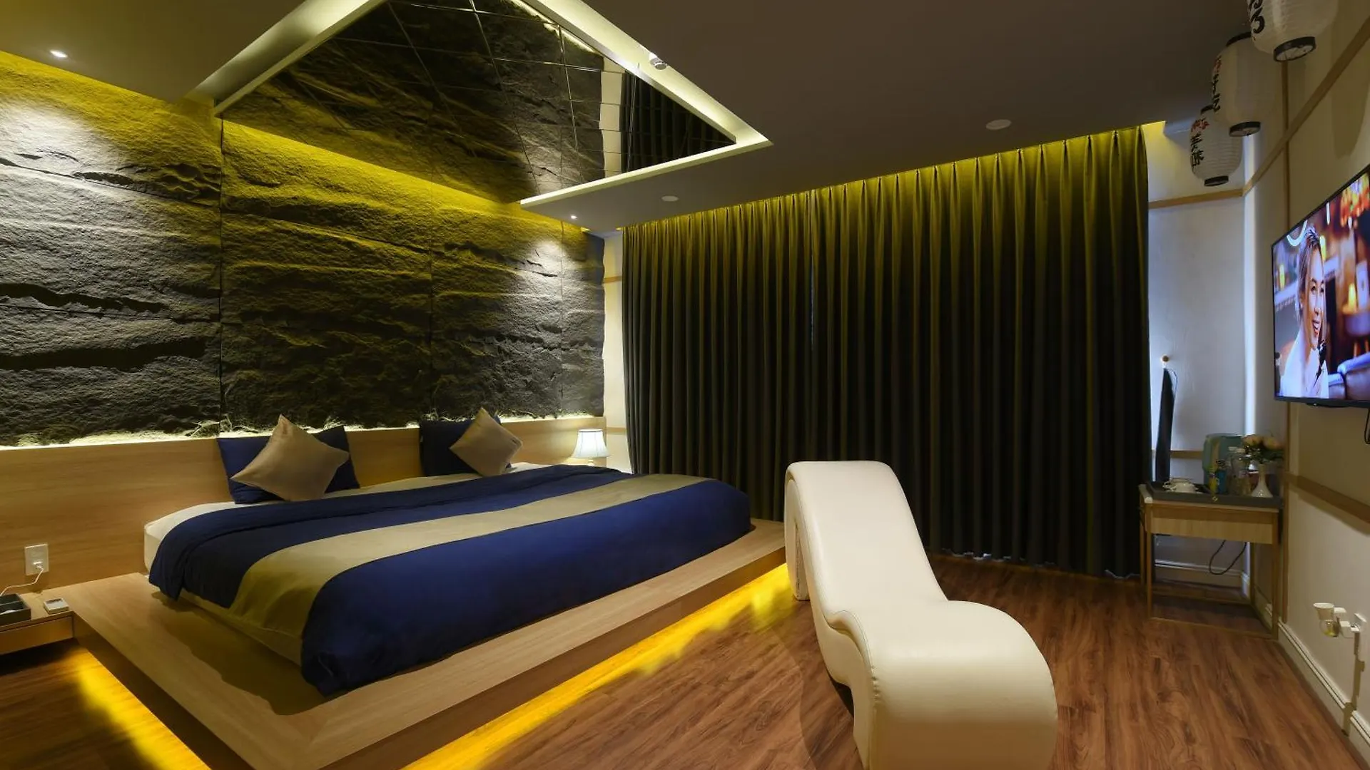 Hotel Chiic House 1 - Khach San Tinh Yeu Da Nang